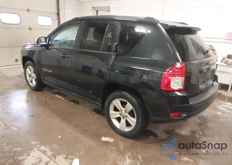 2011 Jeep Compass from USA, damaged, VIN 1J4NT1FB7BD139432